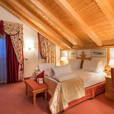 Hotel Sassongher Corvara In Badia Luaran gambar