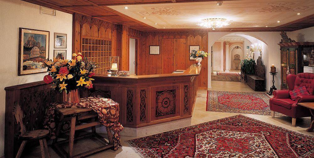 Hotel Sassongher Corvara In Badia Dalaman gambar