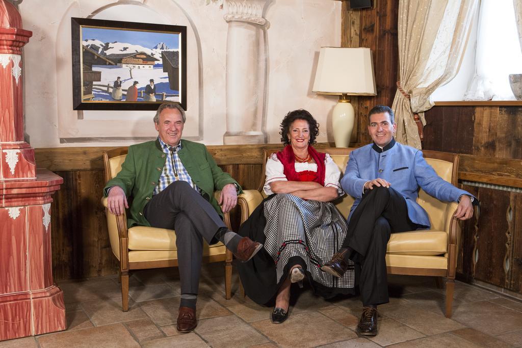 Hotel Sassongher Corvara In Badia Luaran gambar