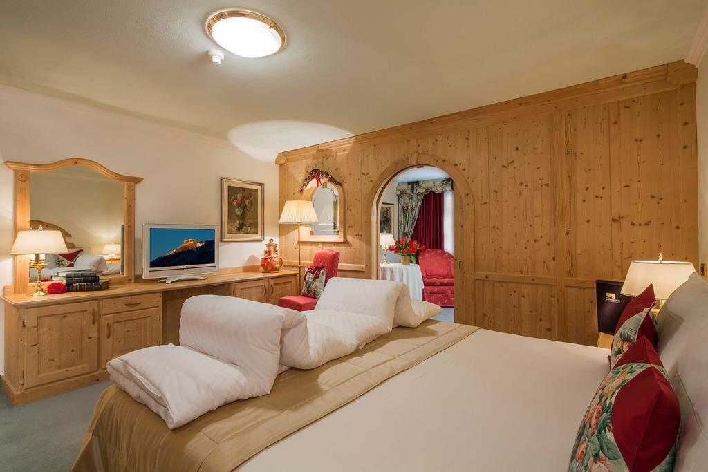 Hotel Sassongher Corvara In Badia Luaran gambar