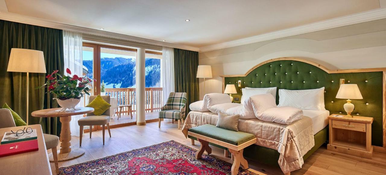 Hotel Sassongher Corvara In Badia Luaran gambar