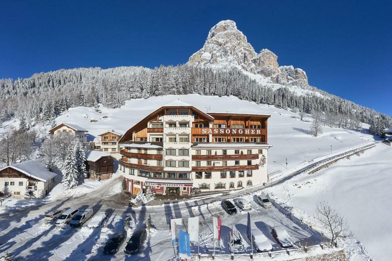 Hotel Sassongher Corvara In Badia Luaran gambar